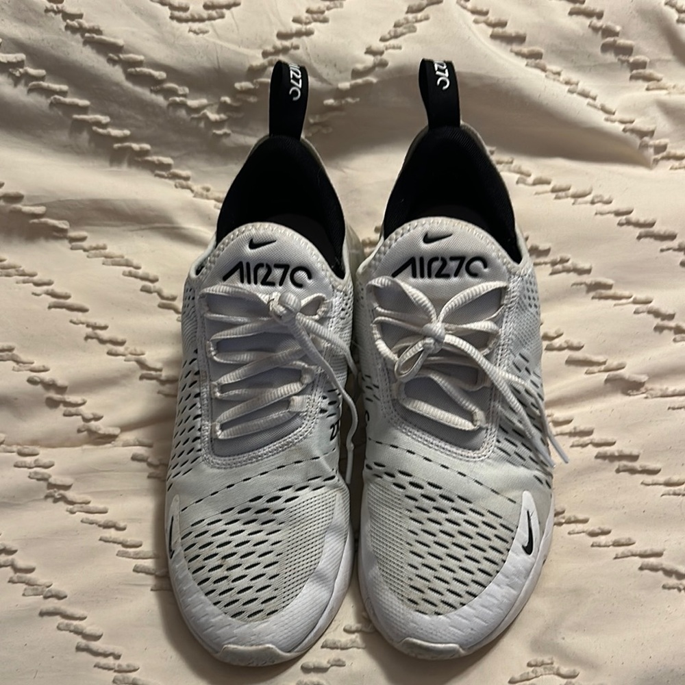 Nike Air Zoom White and Black Sneakers
